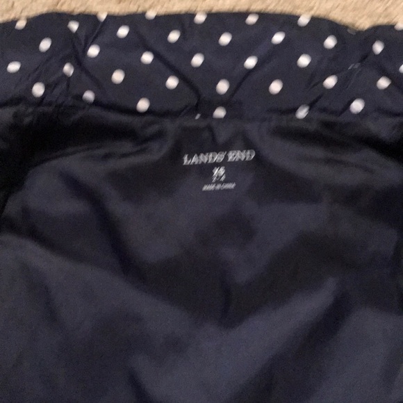 Land’s End puffy vest - Picture 2 of 4